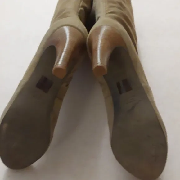 BCBGMAXAZARIA Tan Over-the-Knee High-Heel Suede Boots Retail $595