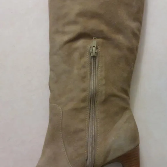 BCBGMAXAZARIA Tan Over-the-Knee High-Heel Suede Boots Retail $595