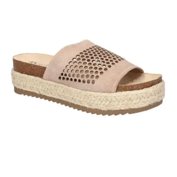 Bella Vita Womens Beverly Taupe Leather Slip On Platform Sandals Shoes NWT 9M