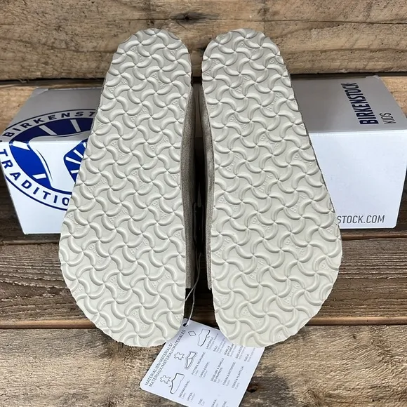Birkenstock Kyoto Kid's - Taupe - 32 Narrow - New in box