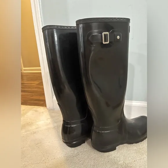 Black Hunter Boots