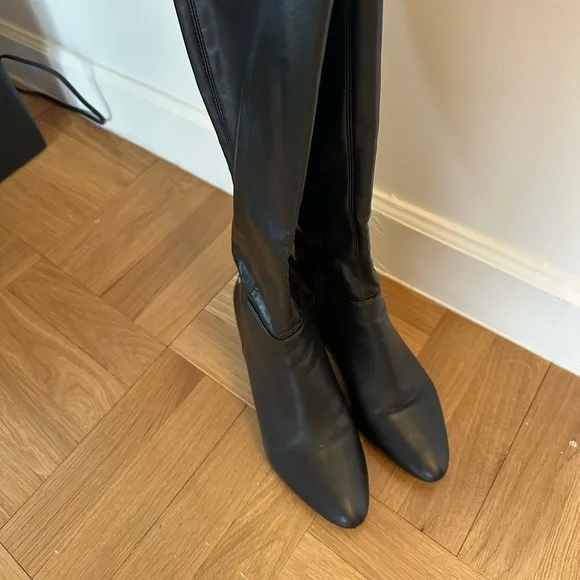 Black Knee High Leather Boots
