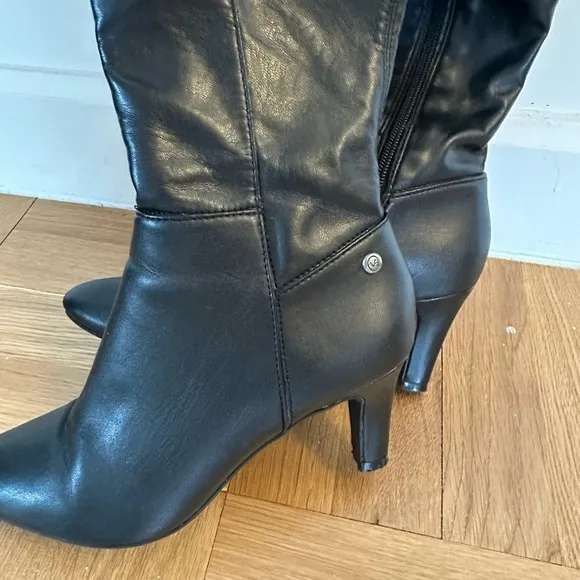 Black Knee High Leather Boots