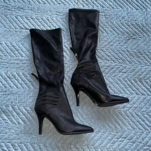 Black leather knee high boots size 6