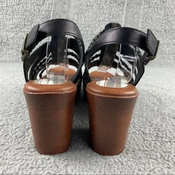 B.O.C BY BORN Garcelle Sandals Strappy Shoes Womens 10 M Clog Platform Buckle‎