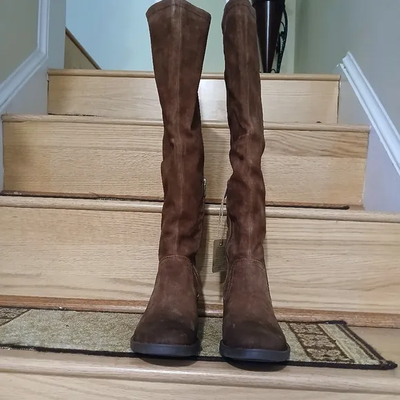 Born Britton Over The Knee Leather Tall Boots Size 6 for Wom…