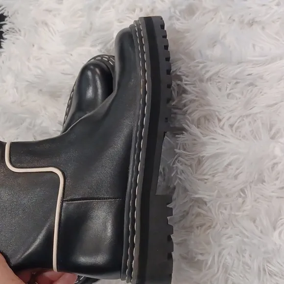 BRAND NEW Antonio Melani x Courtney Grow Black &amp; Cream Knee High Leather Boots