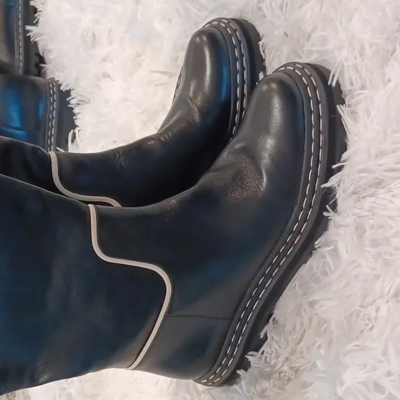 BRAND NEW Antonio Melani x Courtney Grow Black &amp; Cream Knee High Leather Boots