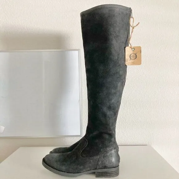Børn Borman Knee High Suede Boots Black NWT size 5.5