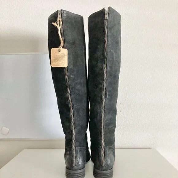 Børn Borman Knee High Suede Boots Black NWT size 5.5