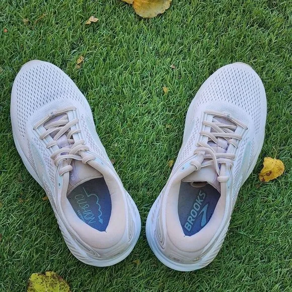 BROOKS ARIEL GTS 23 - Women's Athletic Shoes - SIZE 7.5B