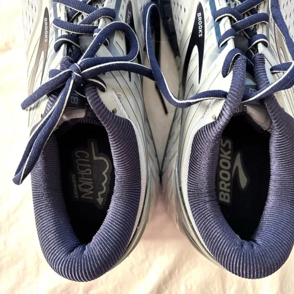 Brooks Beast 18 Comfort running sneakers shoes gray navy SZ 10 M NWOT