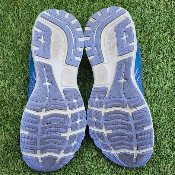 BROOKS GHOST 14  - Women's Athletic Shoes - SIZE 9.5B