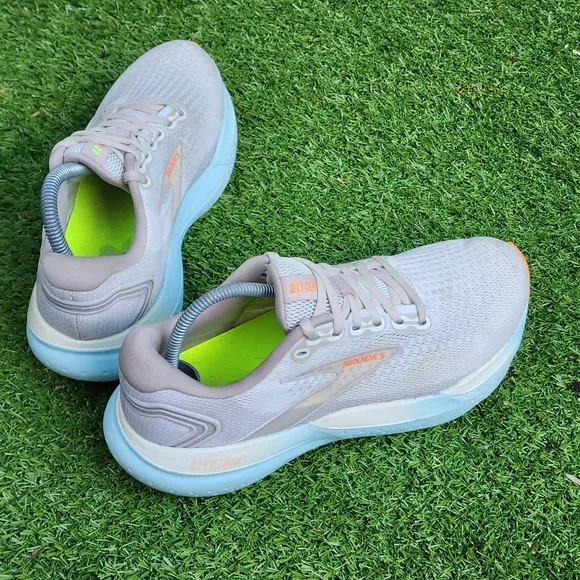 BROOKS GLYCERIN 21  - Women's Sneakers - SIZE 9.B