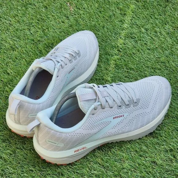 BROOKS REVEL 6 - Women's Athletic Shoes - SIZE 12