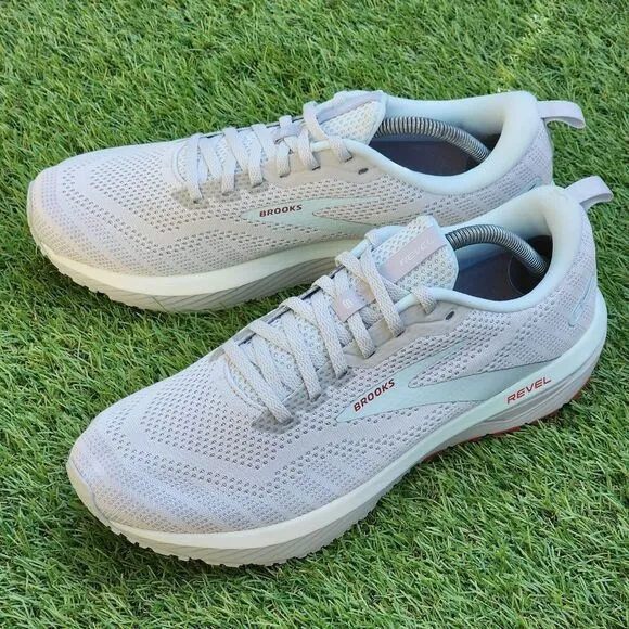 BROOKS REVEL 6 - Women's Athletic Shoes - SIZE 12