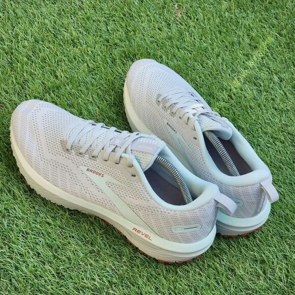 BROOKS REVEL 6 - Women's Athletic Shoes - SIZE 12