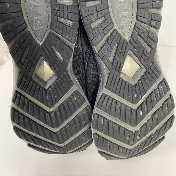 Brooks Ricoche Black Athletic Shoes