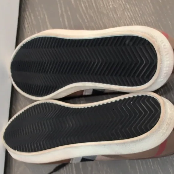 Burberry Men's Brown Sneakers