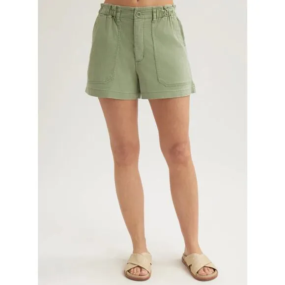 Callie Ruffle Short - Olive Grove