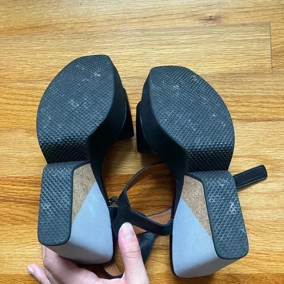 Clergerie Block Heel Leather Platform Sandal| 7