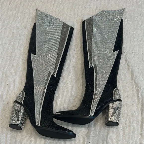 Club Exx Black and Silver rhinestone lightning bolt Women's heeled Boots tall 8