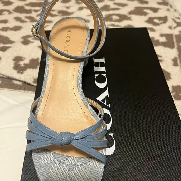 Coach Elouise Sandals (Azure)