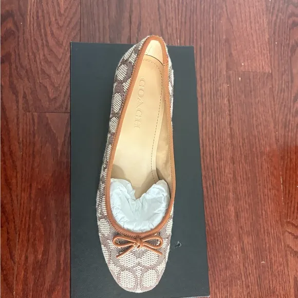 Coach Women's Ava Mini Signature Jacquard Ballet Pump- Size 7.5