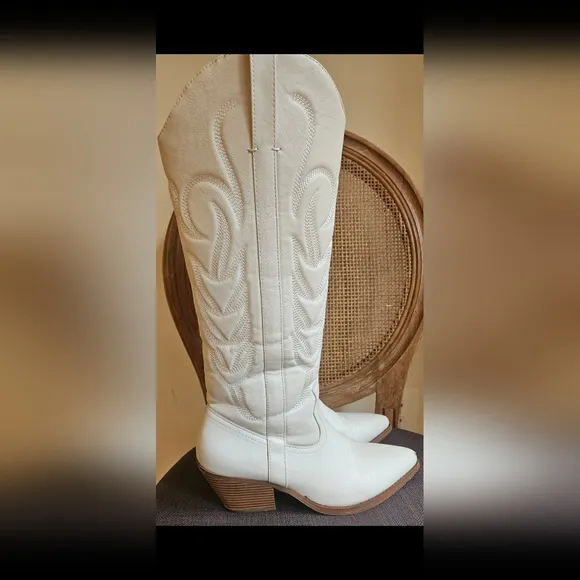 COCONUTS BY MATISSE leather Knee High Cowboy Boots in Ivory