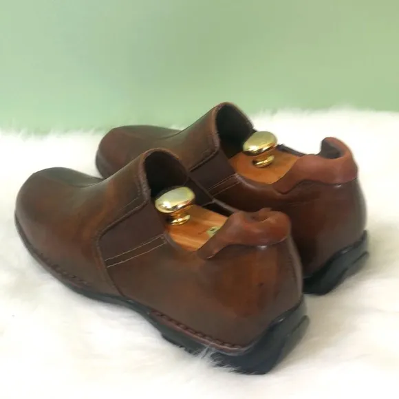 COLE HAAN Brown Casual Slip-On Shoes Men SZ 9M