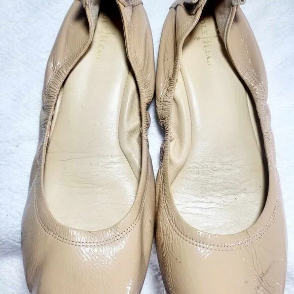 COLE HAAN flat ballet Cream Size 8 shoes lightly used.