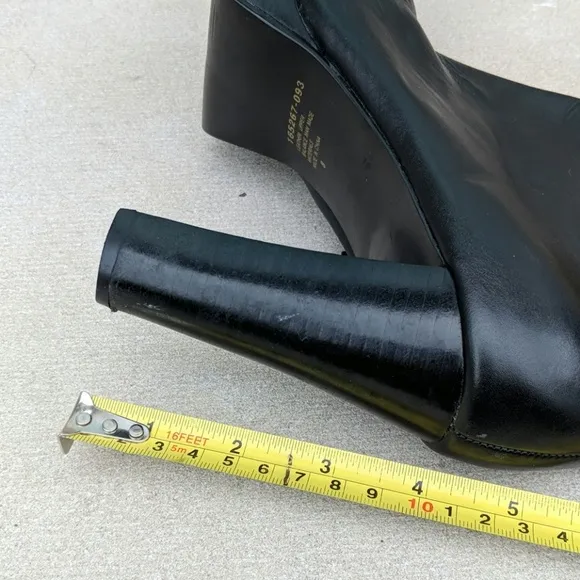Colin Stuart platform heel knee high leather boots Size 8