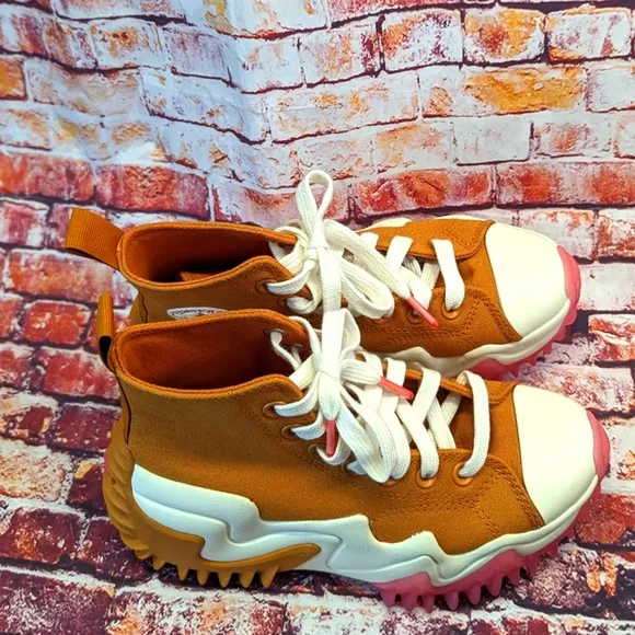 Converse Run Star Motion Future Comfort Wheat White Pink Shoes