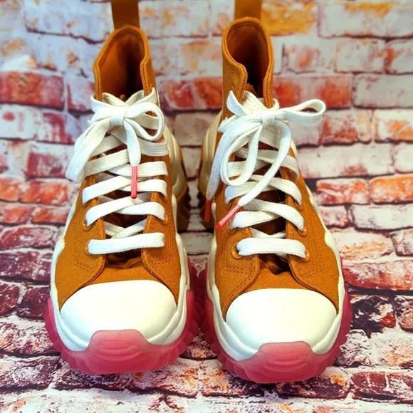 Converse Run Star Motion Future Comfort Wheat White Pink Shoes