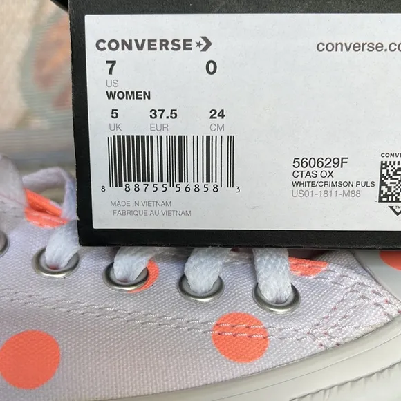 Converse WMNS 560629FCTAS OXWHITE/CRIMSON PULS Sneakers