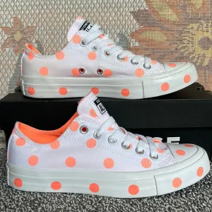 Converse WMNS 560629FCTAS OXWHITE/CRIMSON PULS Sneakers