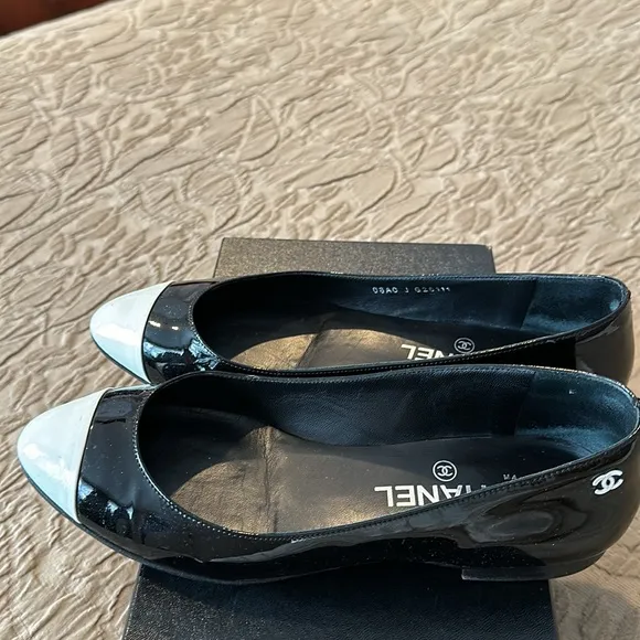 COPY - Chanel flat shoes size 38.5 or American 7