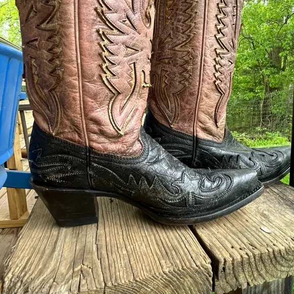 Corral Woman's Crackle Distressed Antique Saddle Cowboy Boots  Black Brown 7