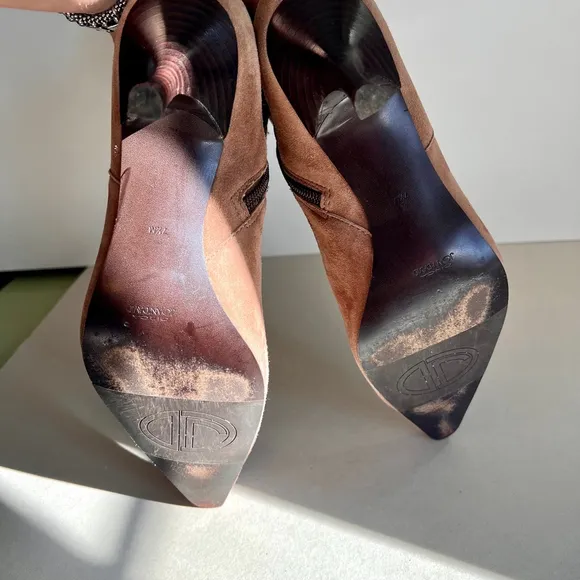Crica Joan &amp; David brown suede tall boots size 7.5.