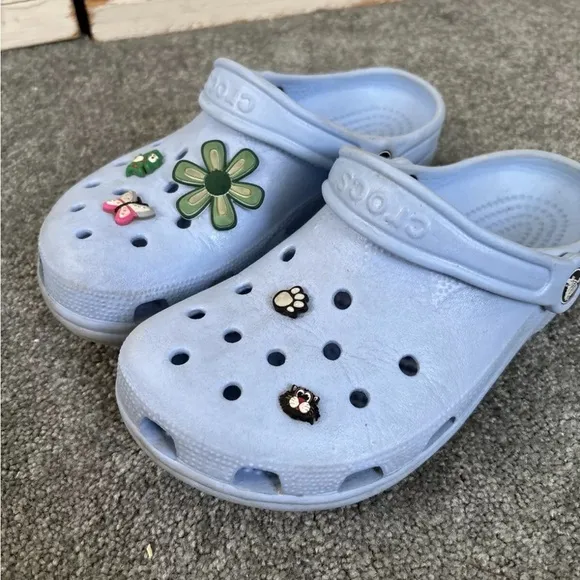 Crocs Classic Blue Clogs Dark Light Lot Of 2 Size W 6 7 Minions