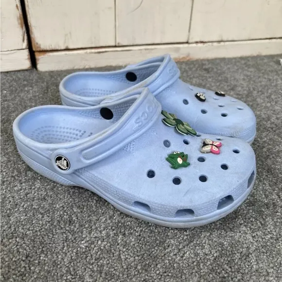 Crocs Classic Blue Clogs Dark Light Lot Of 2 Size W 6 7 Minions