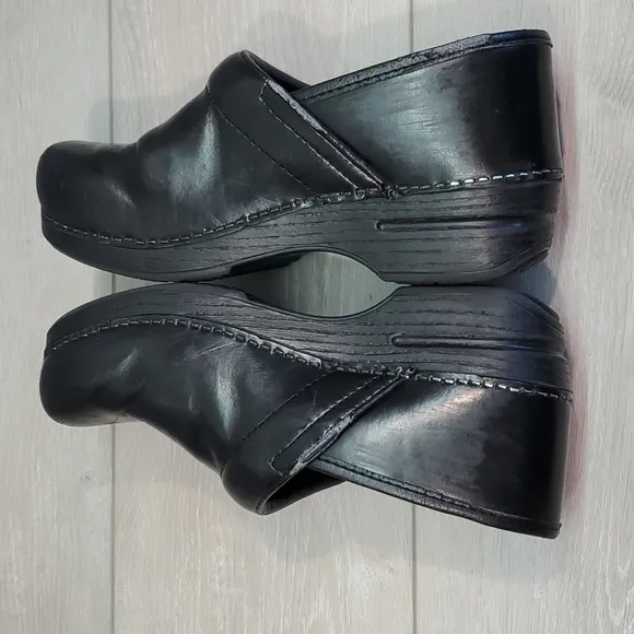 Dansko Women Comfort Cabrio  Professional clogs shoes sz 38 US 7.5-8