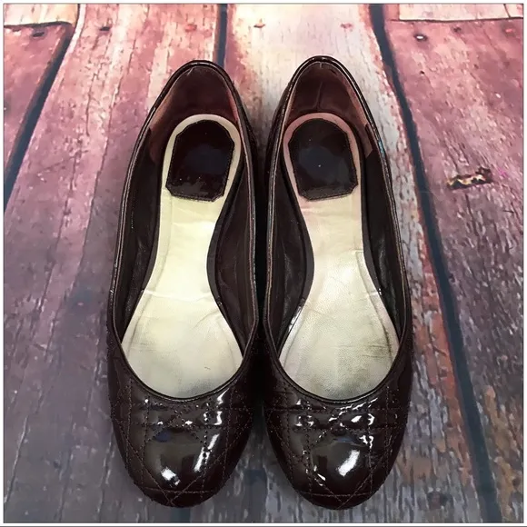 DIOR:Quilted Ballet Shoes-Size 7. Cabernet color.