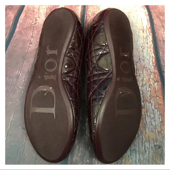 DIOR:Quilted Ballet Shoes-Size 7. Cabernet color.