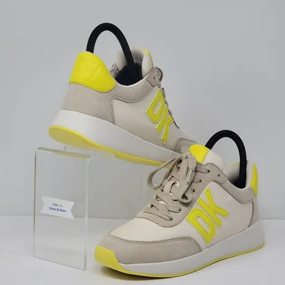 DKNY Womens Size 5.5M OAKS LOGO Lace Up Lifestyle Casual Shoes Beige/Yellow New