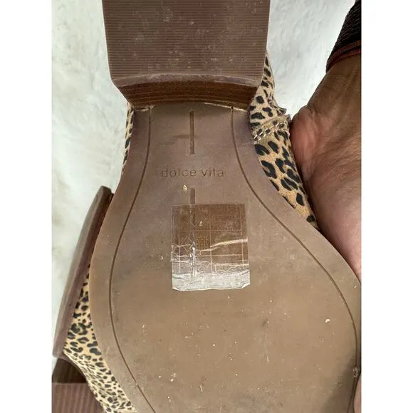 Dolce Vita Serna Leopard Print Suede Booties Size 8W Pointed Toe Ankle Boots
