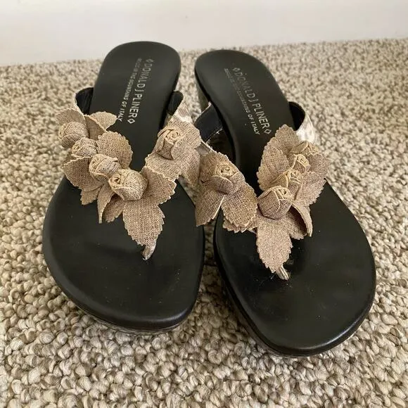 Donald J Pliner Ciss Sandals Size 8 Brown Neutral Metallic Animal Wedges Casual