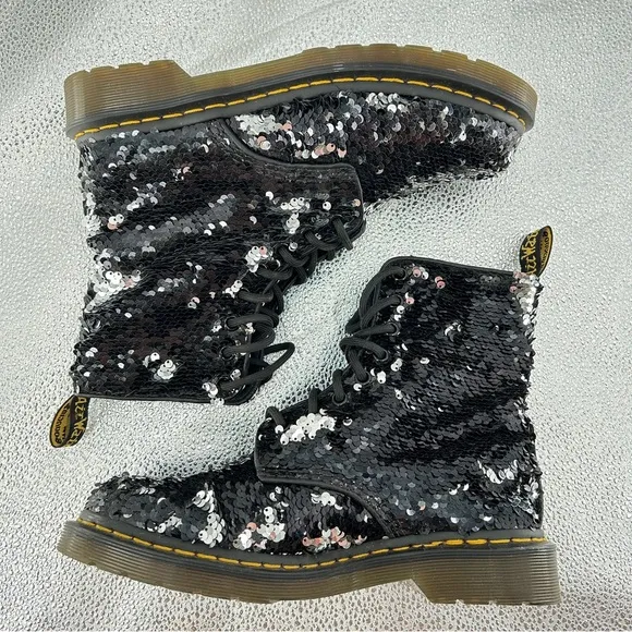 Dr. Martens 1460 Pascal Black Silver Flip Sequin Boots Woman's Size 8
