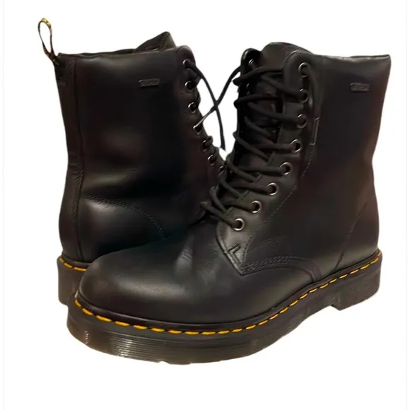DR. MARTENS 1460 Women's Black Waterproof Lace Up Grunge Boots 9