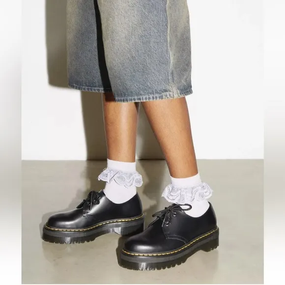 DR. MARTENS 1461 SMOOTH LEATHER PLATFORM SHOES, SIZE L 10, $170, WORN ONCE